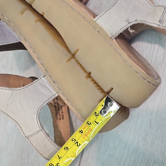 Born Women's Leather Strappy Sandals Shoes Sz 8.5 - Picture 8 of 11